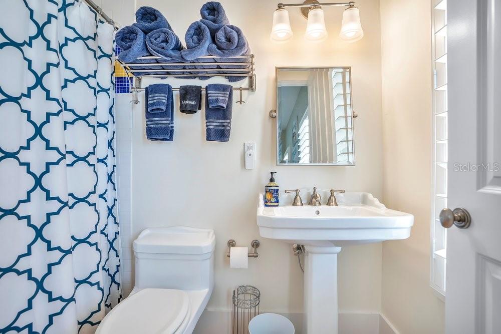 COLIN PARK - Residential