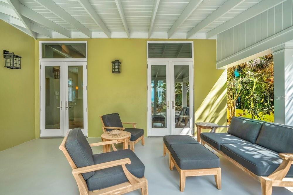 COLIN PARK - Residential