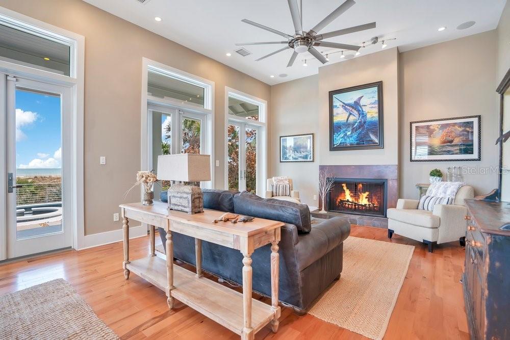 COLIN PARK - Residential