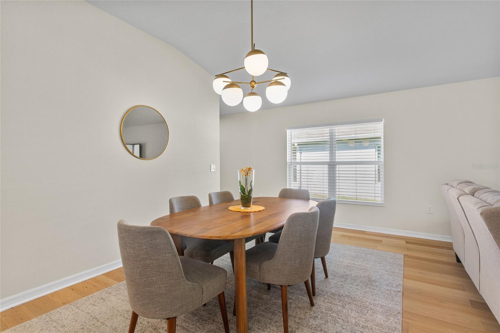 4621 GLENCREST LOOP