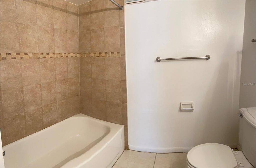 Photo of 925 W Oak Ridge Road #925C, Orlando, FL 32809 (MLS # S5147888)