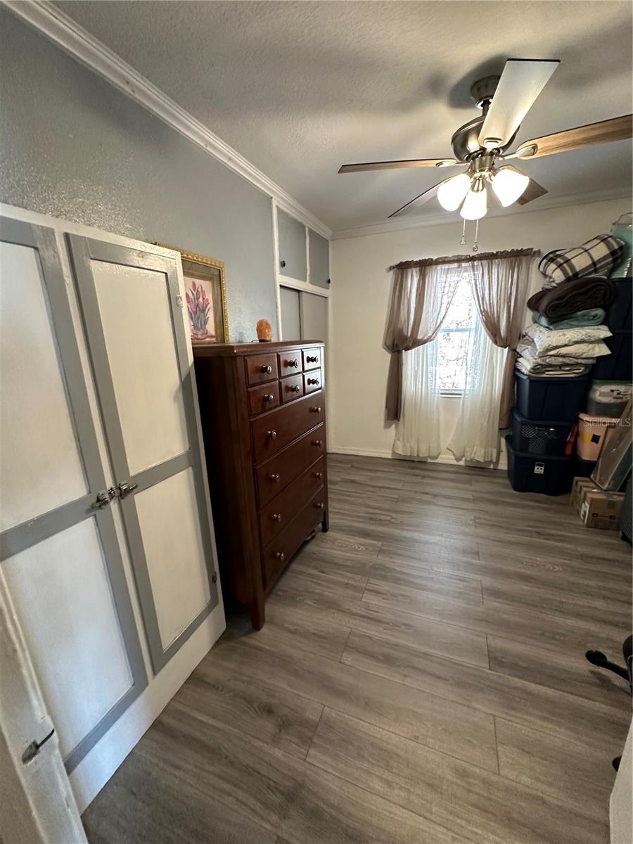 BUSHNELL - Residential