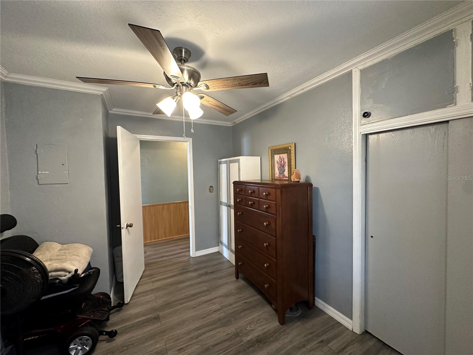 BUSHNELL - Residential