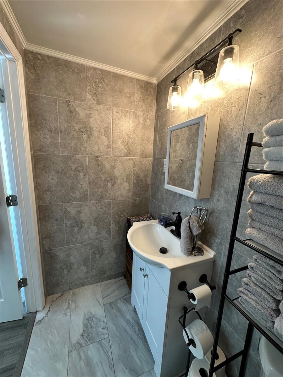 BUSHNELL - Residential