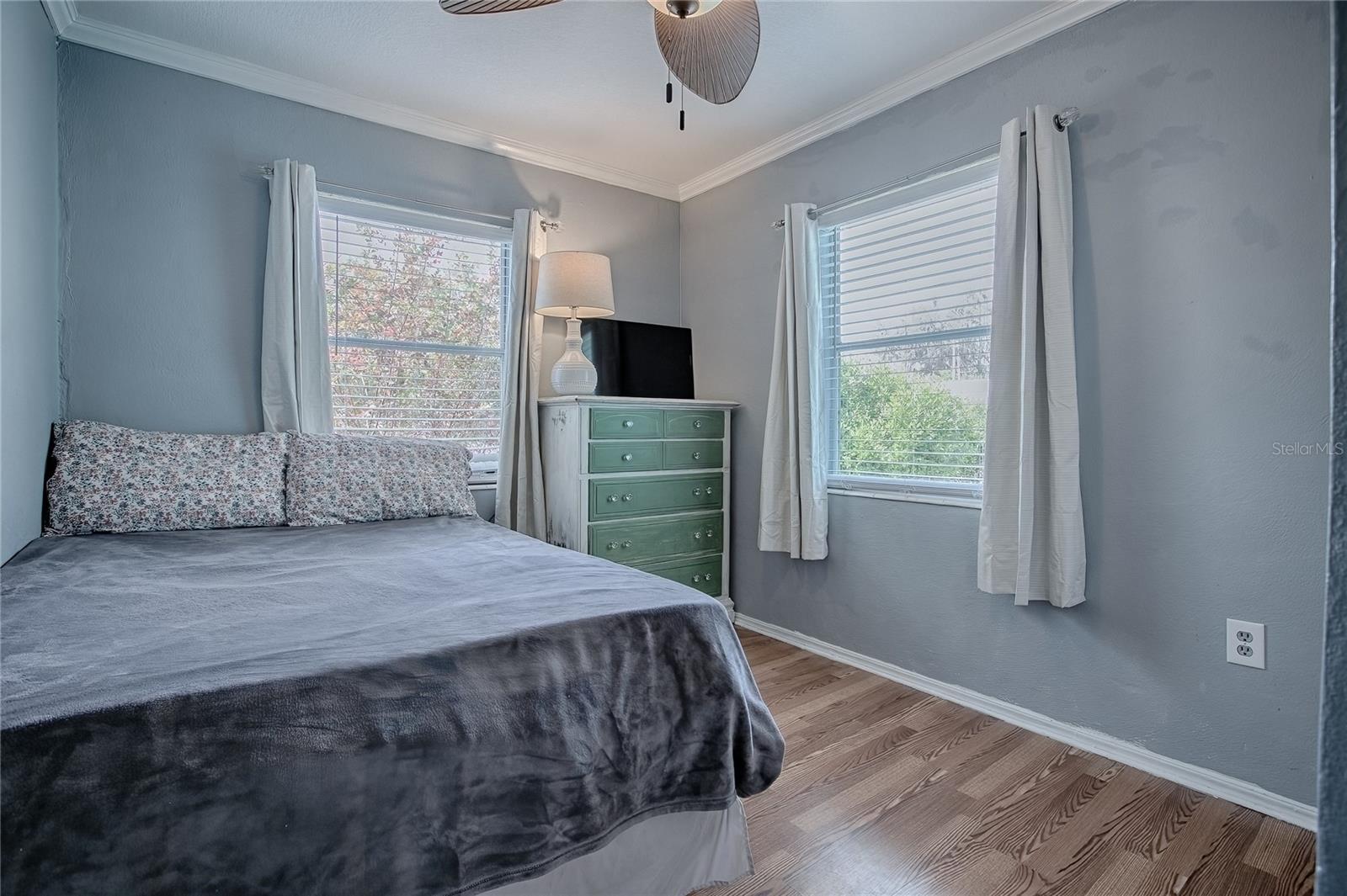 BUSHNELL - Residential