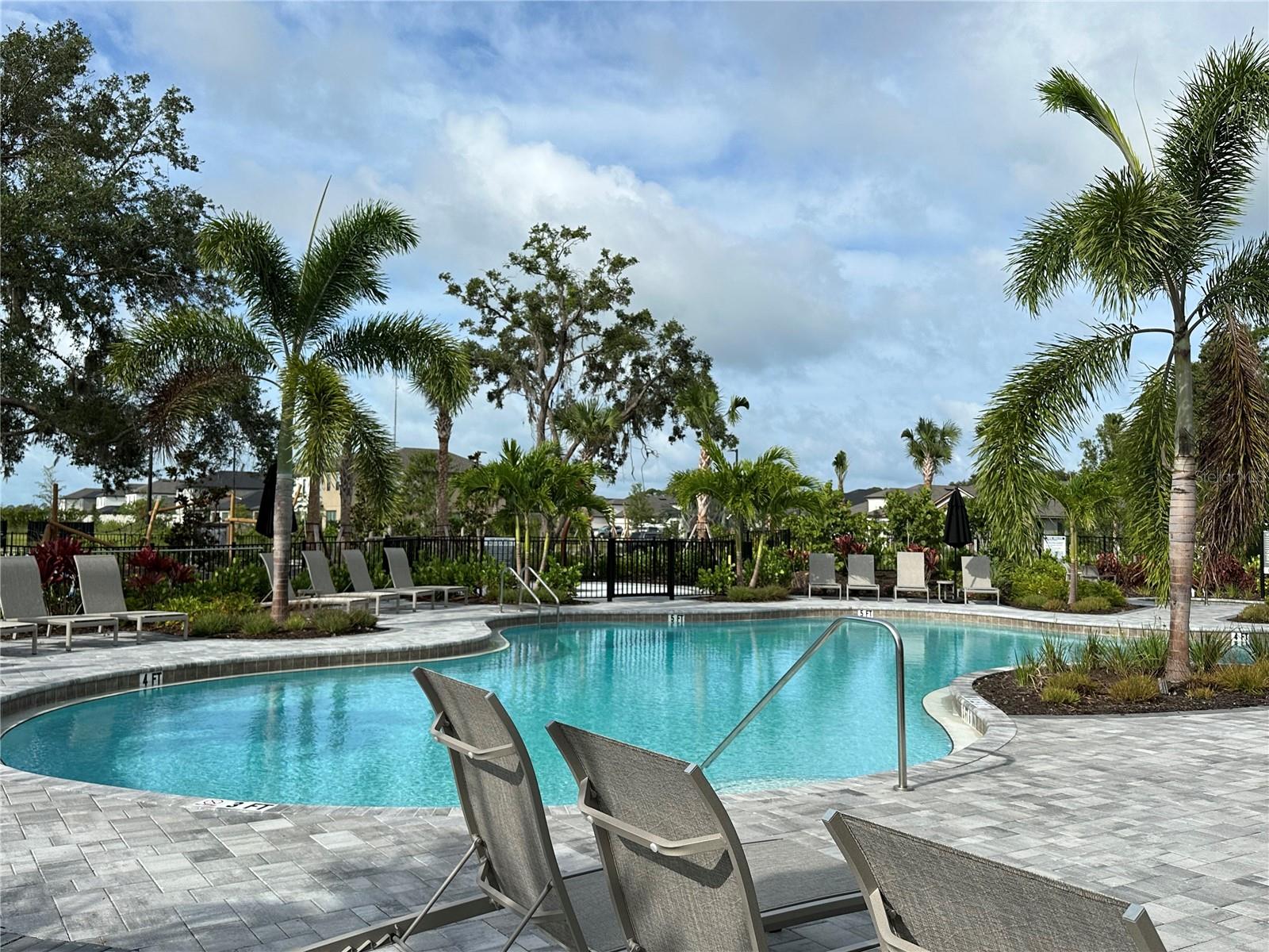 PALMERO - Residential Lease