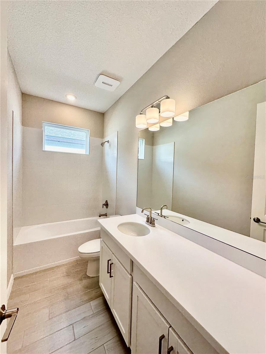 PALMERO - Residential Lease