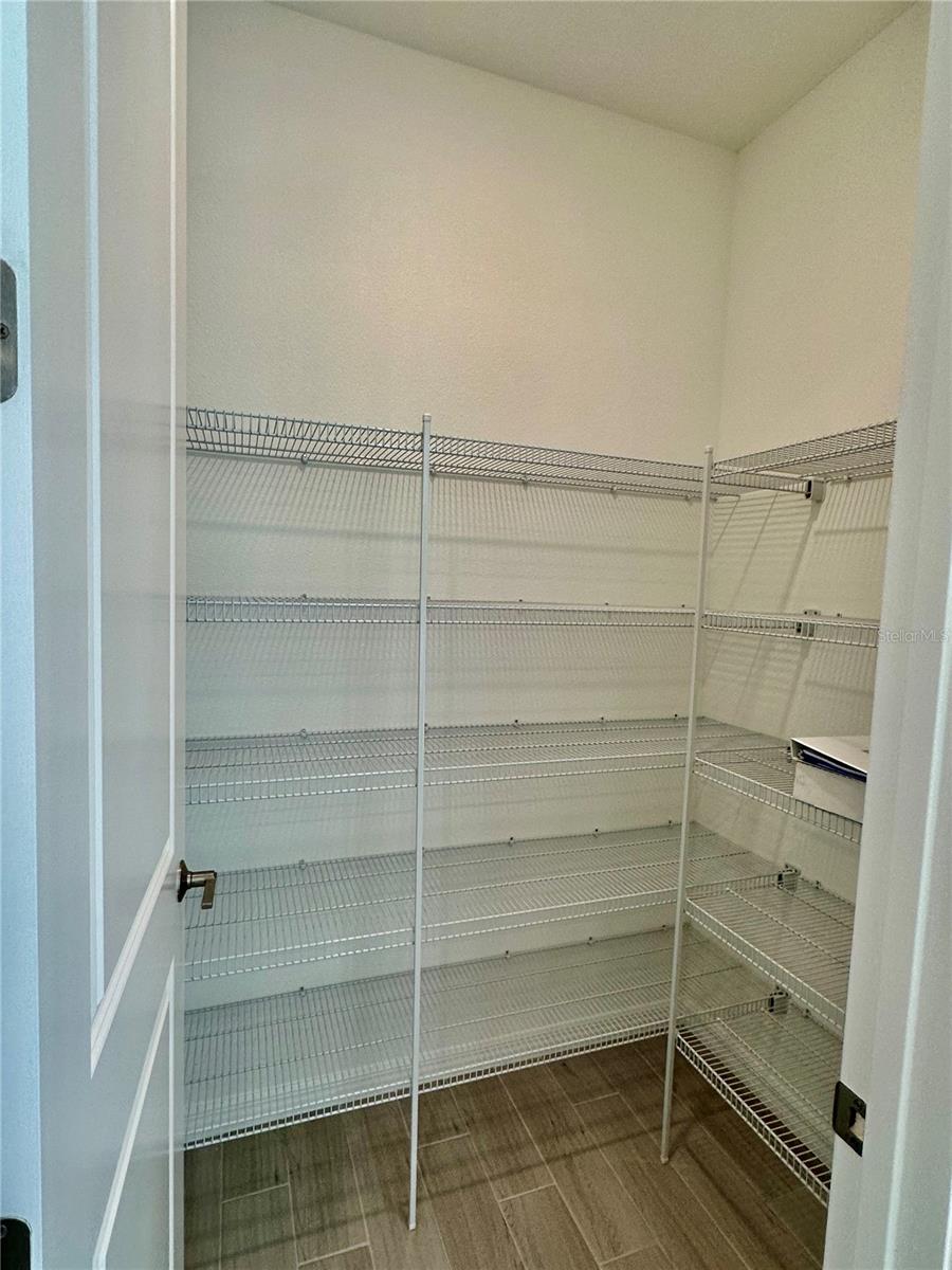 PALMERO - Residential Lease