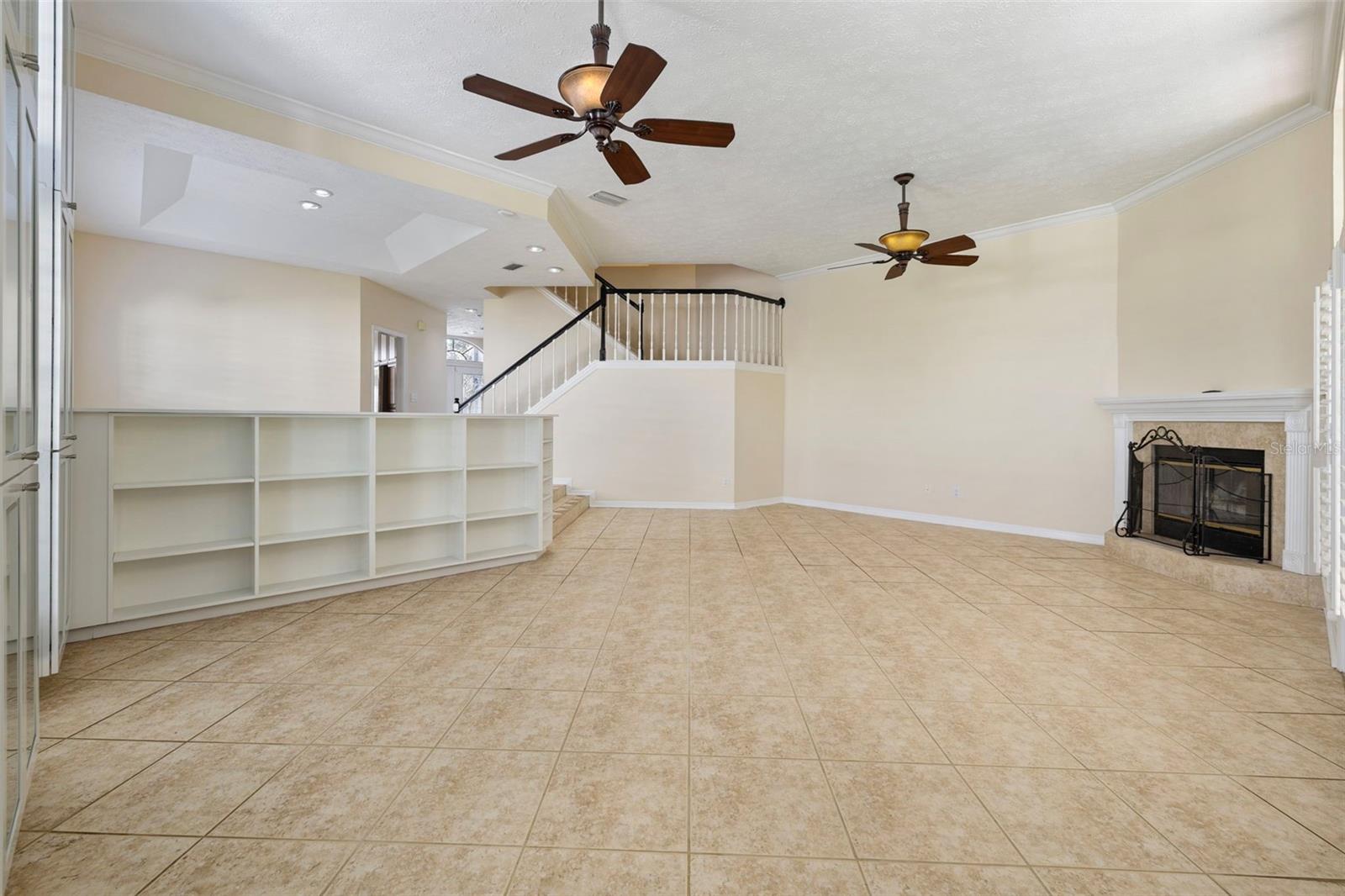 CHEVAL TENNIS VILLG CONDO 4 - Residential