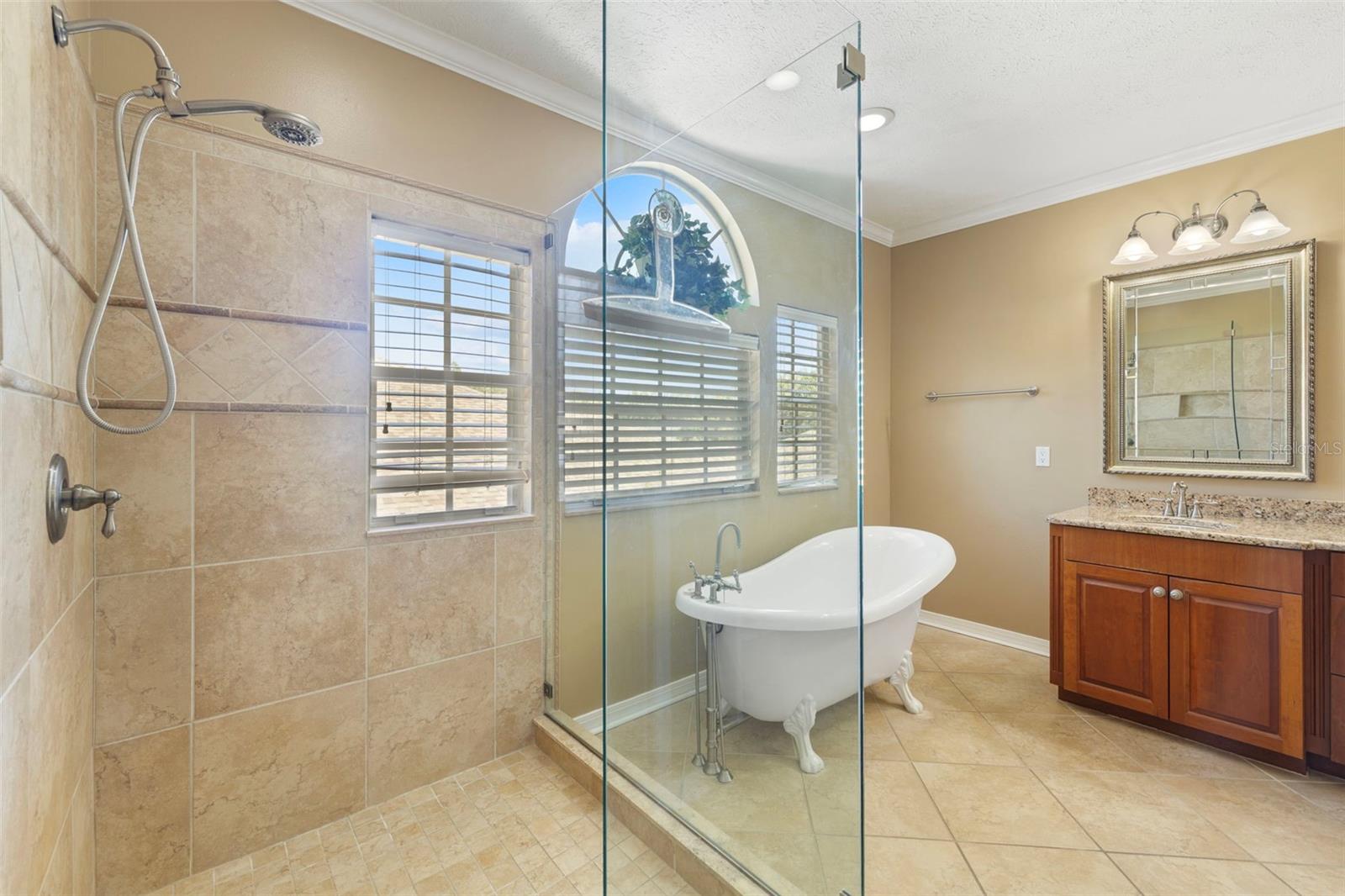 CHEVAL TENNIS VILLG CONDO 4 - Residential