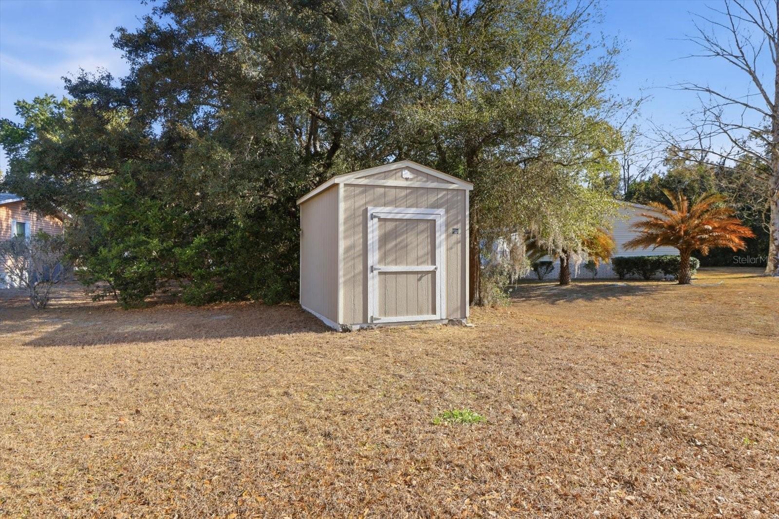 LAS BRISAS - Residential