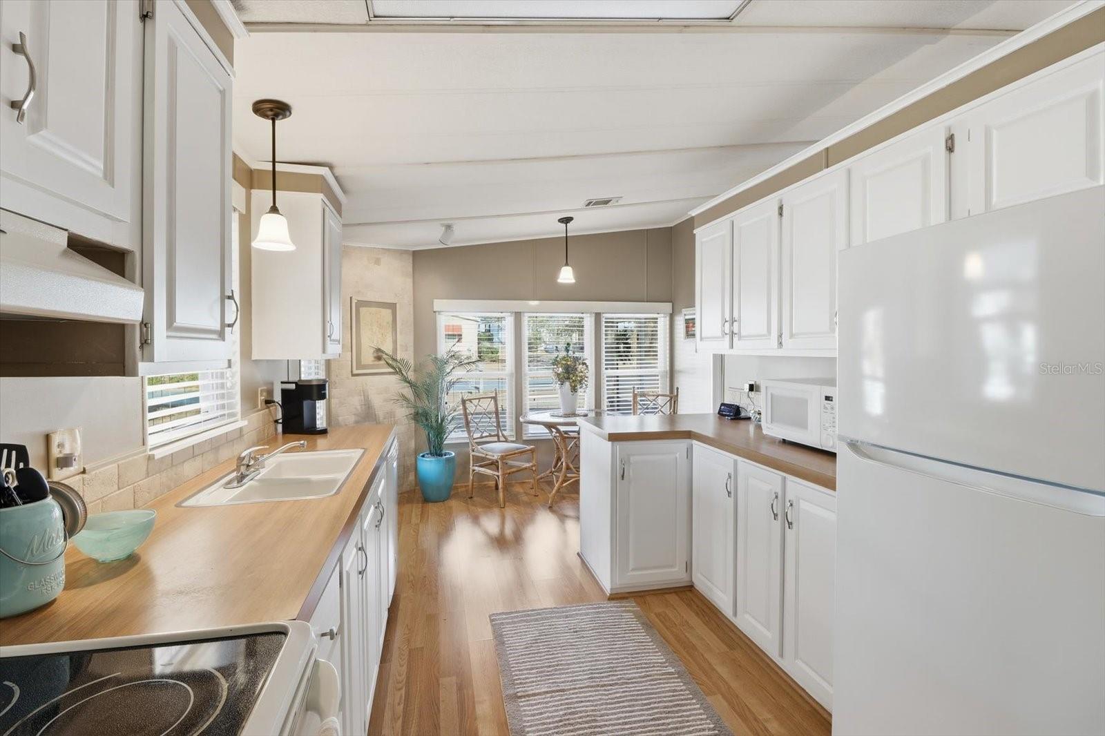 LAS BRISAS - Residential