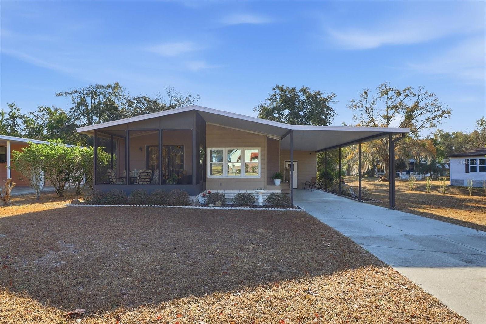 LAS BRISAS - Residential