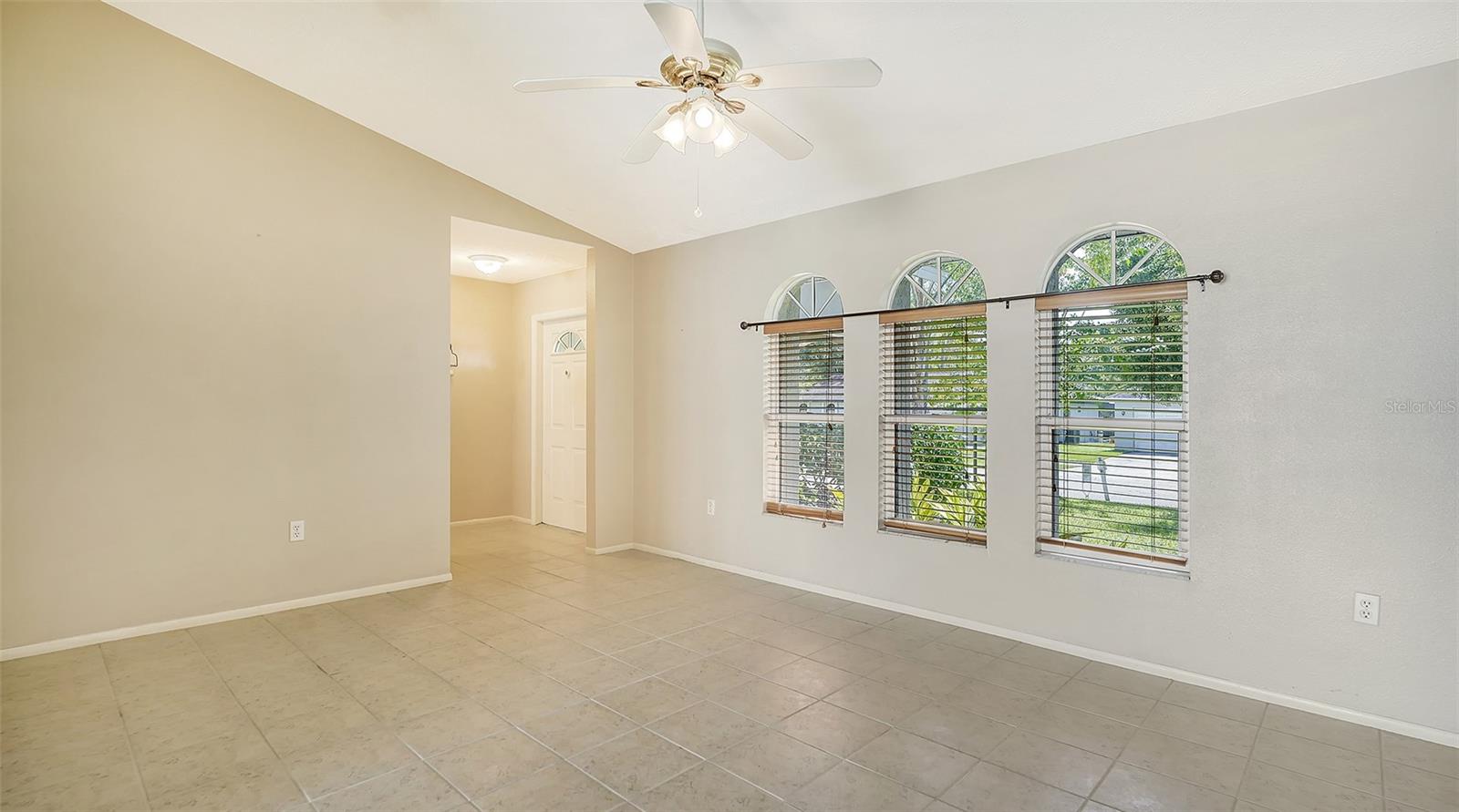 COLONIAL OAKS - Residential