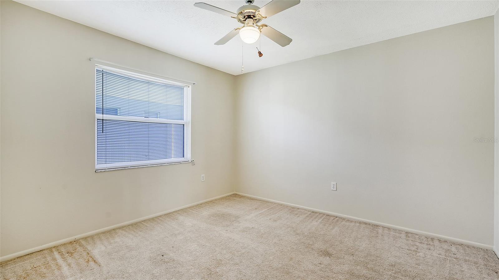 COLONIAL OAKS - Residential