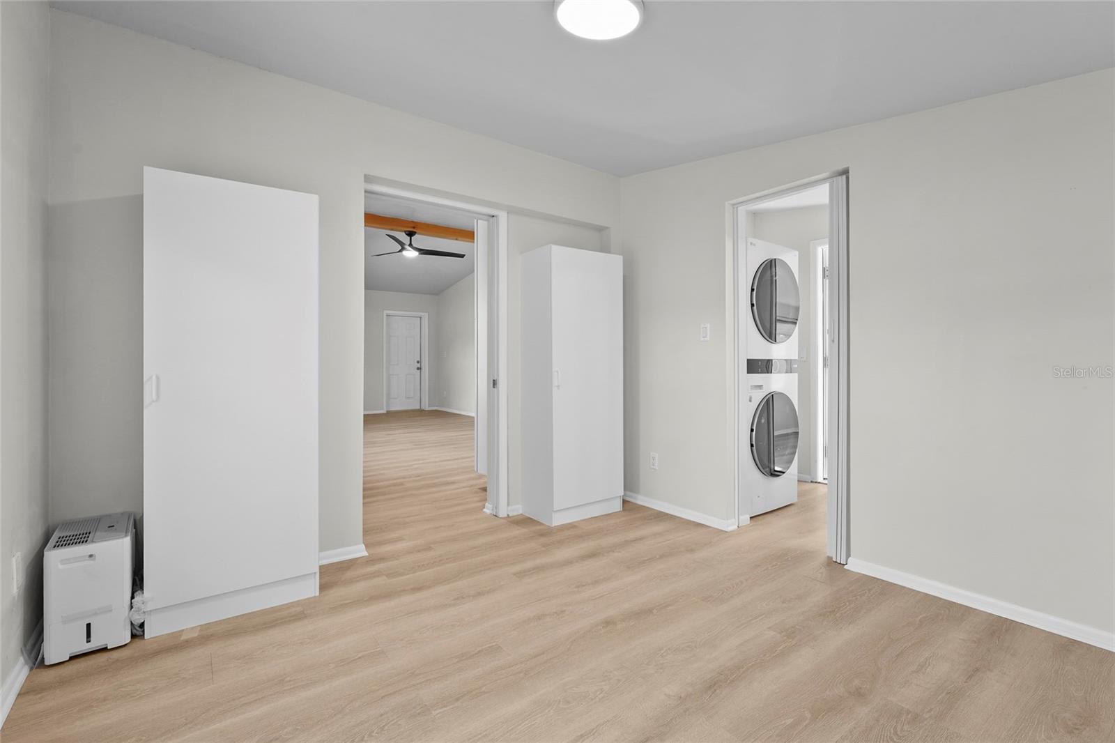 KENSINGTON PARK - Residential