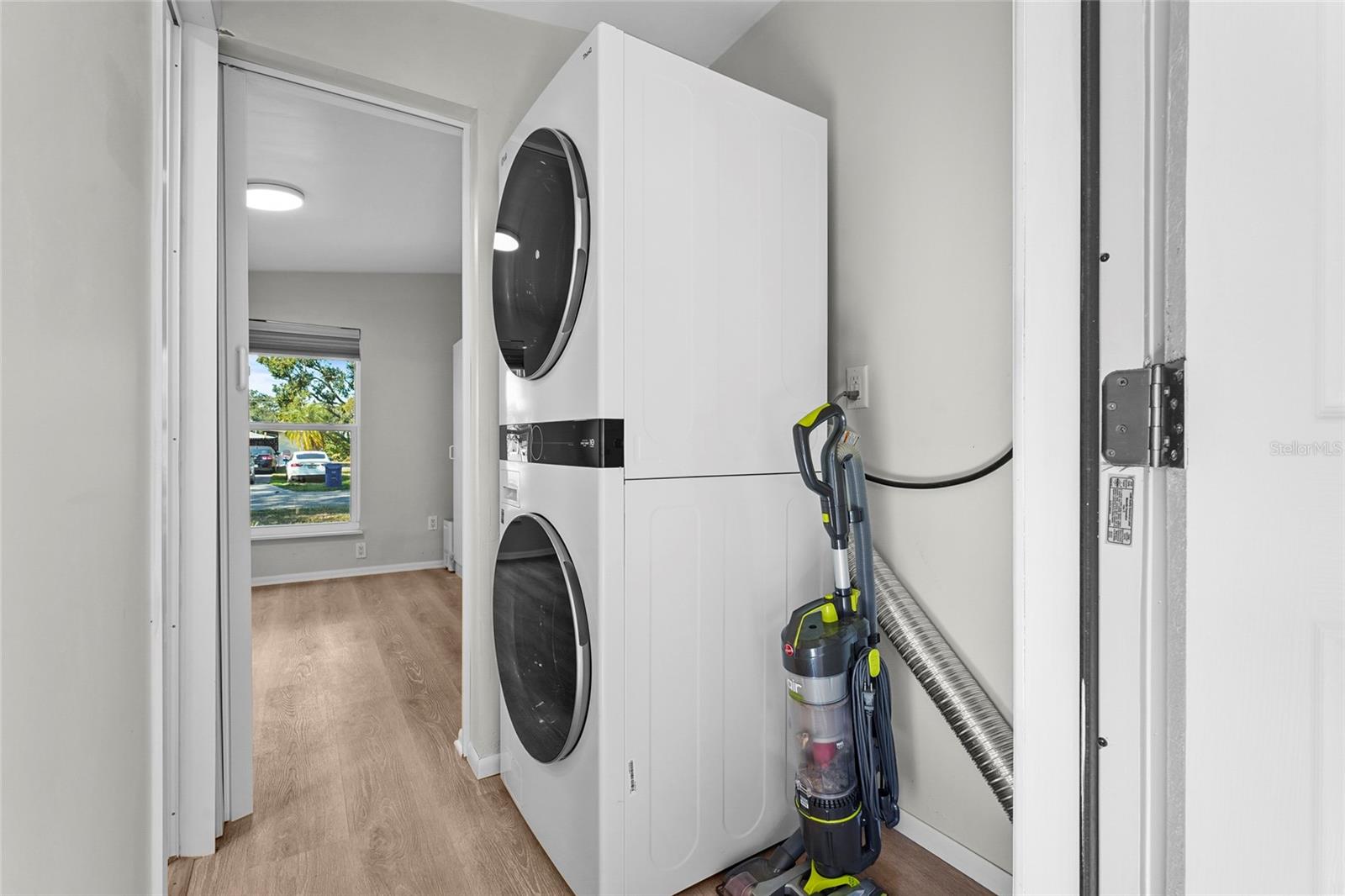 KENSINGTON PARK - Residential