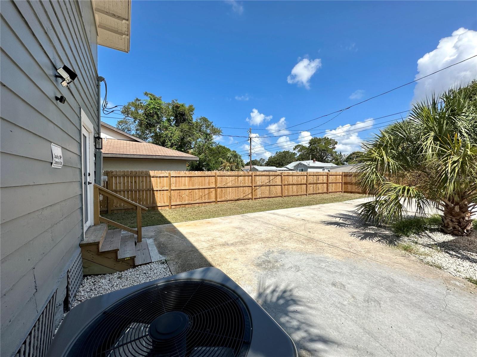 INTER BAY - Residential Lease