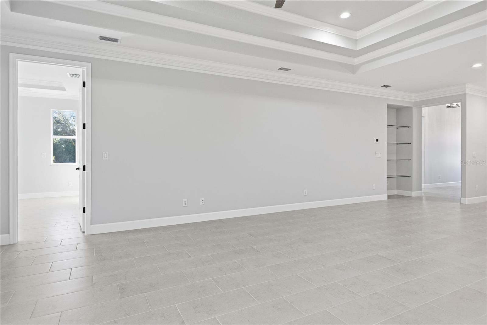 721 REDBUD COURT