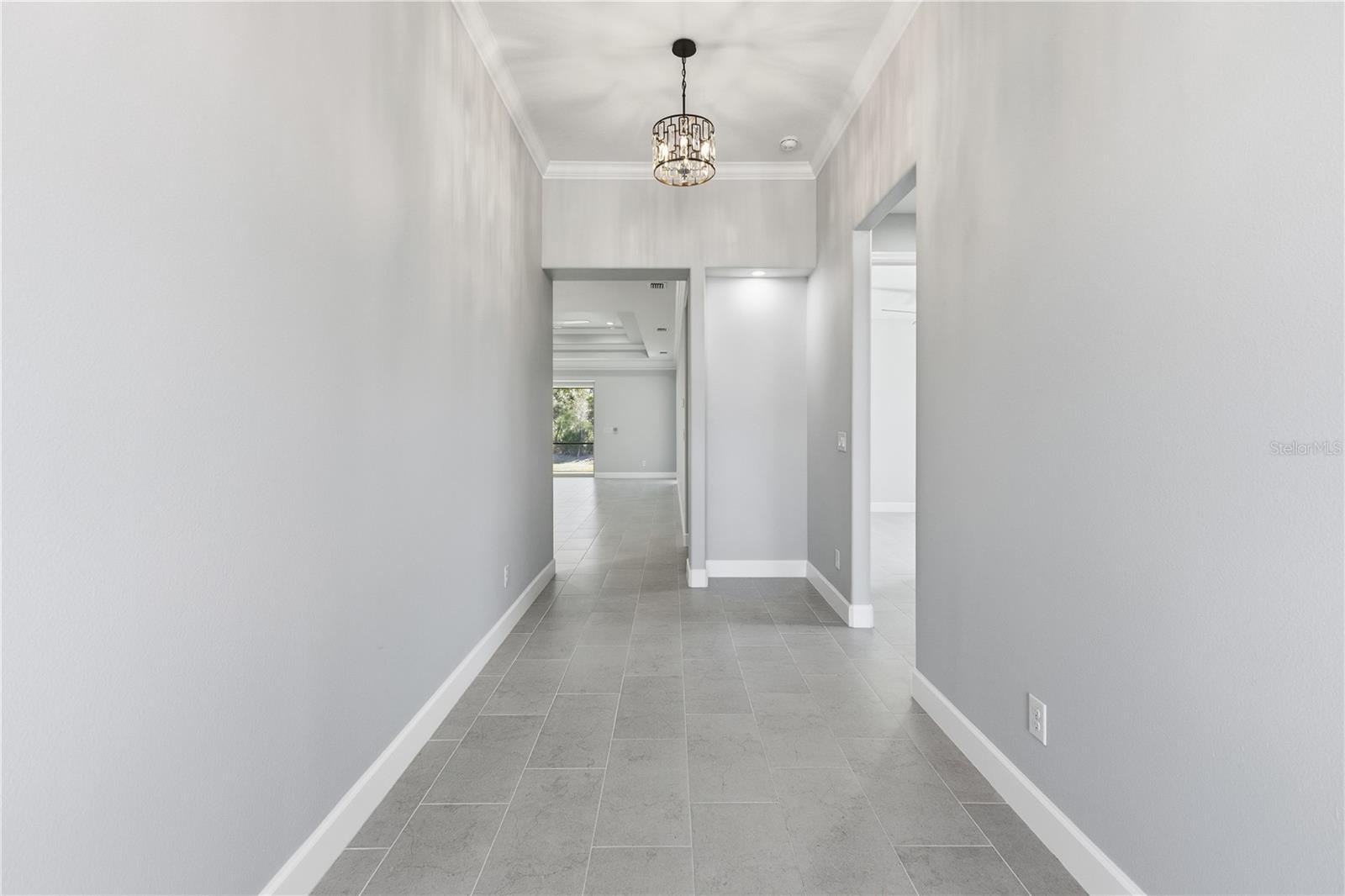 721 REDBUD COURT