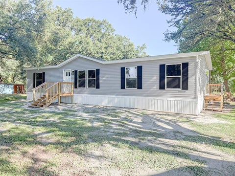 Photo of 9906 N Rd 33, Polk City, FL 33868 (MLS # B4902318)