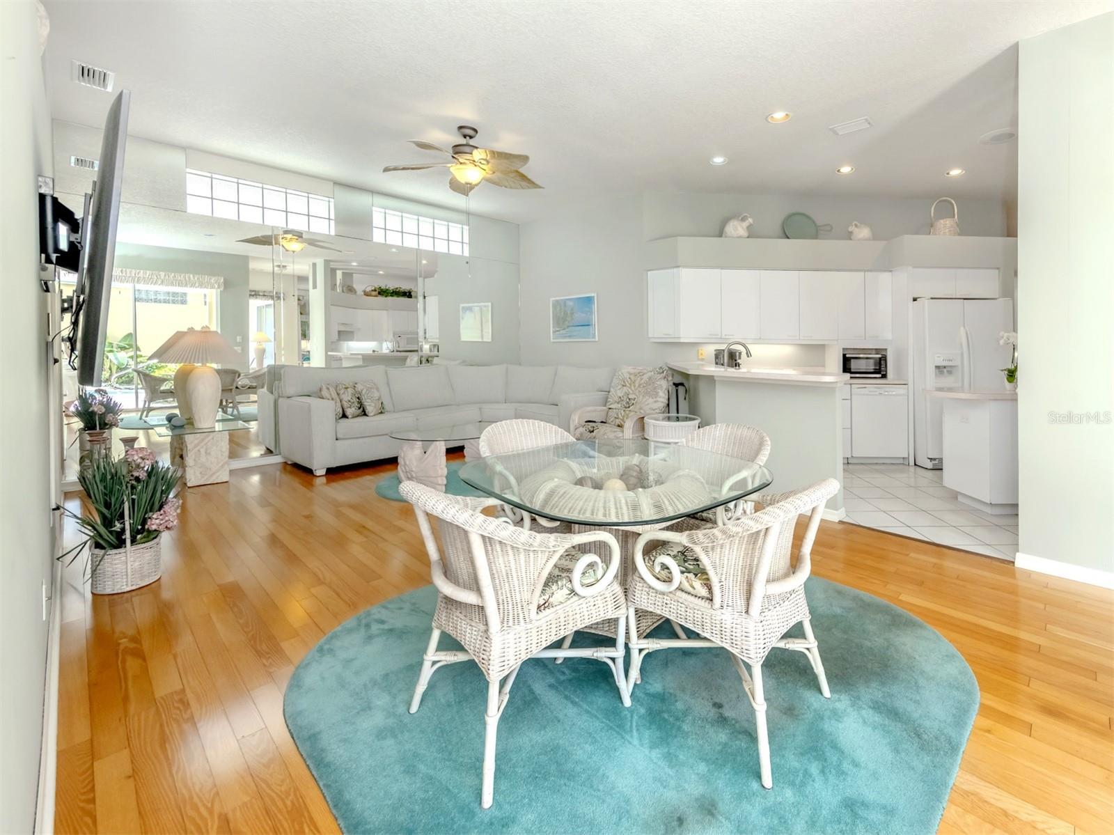 VENICE GOLF & COUNTRY CLUB UNIT 2-A - Residential