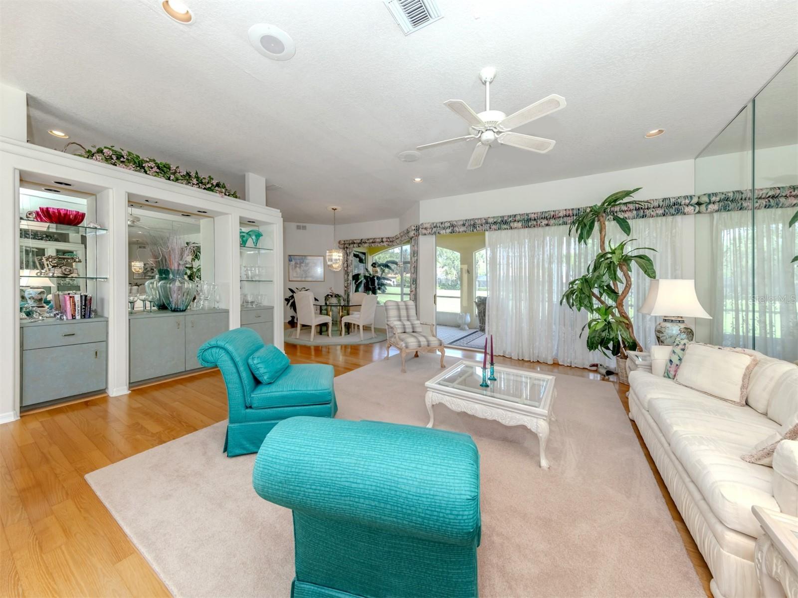 VENICE GOLF & COUNTRY CLUB UNIT 2-A - Residential