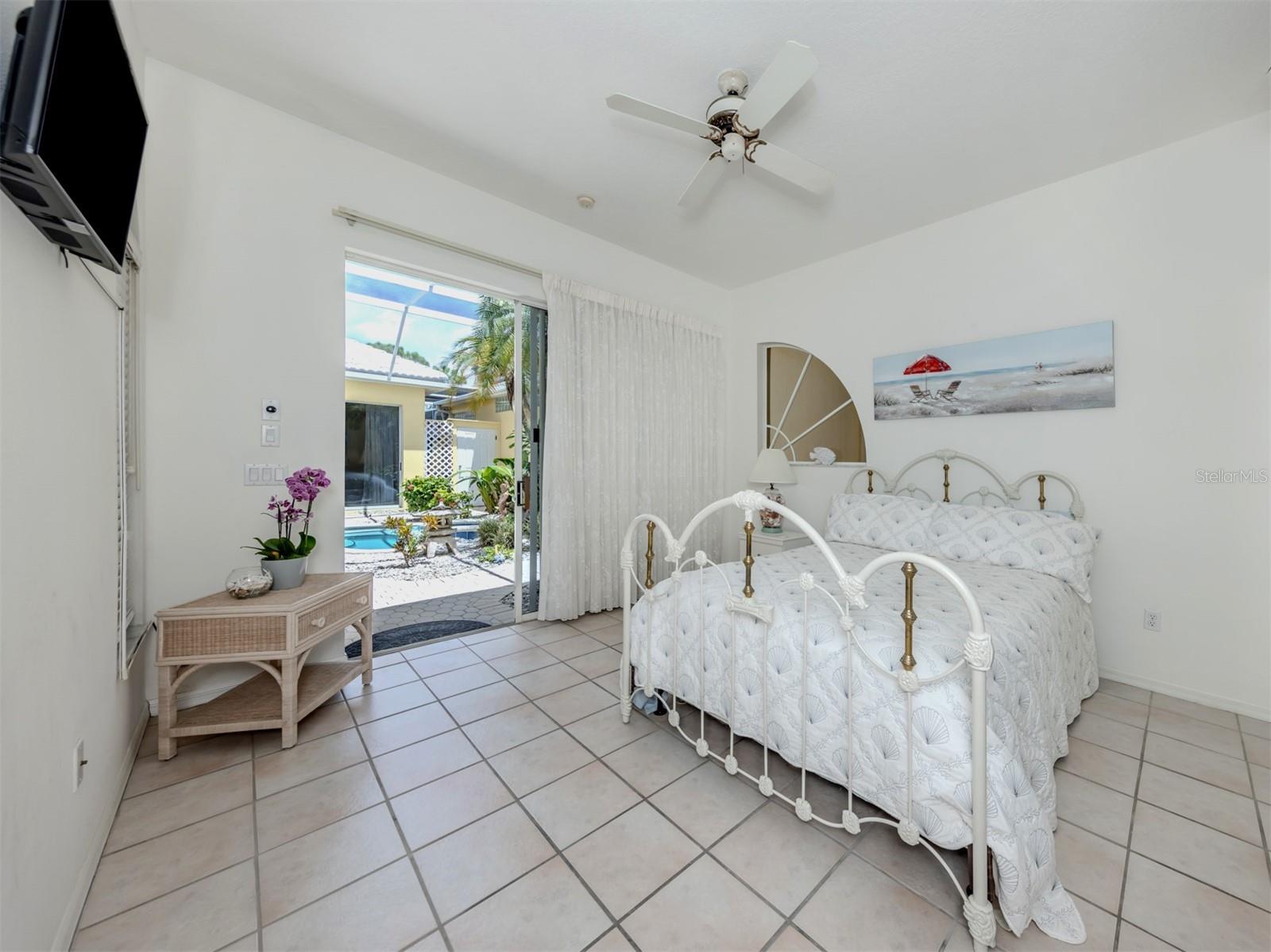 VENICE GOLF & COUNTRY CLUB UNIT 2-A - Residential