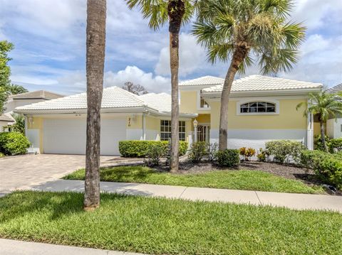 Photo of 210 Vestavia Drive, Venice, FL 34292 (MLS # N6140197)