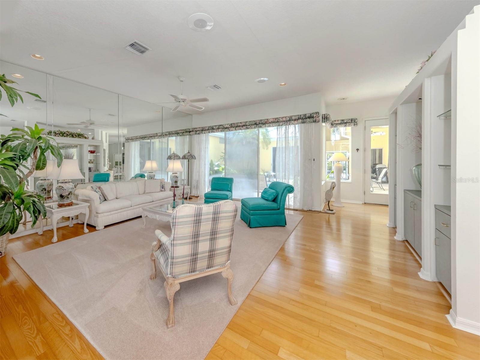 VENICE GOLF & COUNTRY CLUB UNIT 2-A - Residential