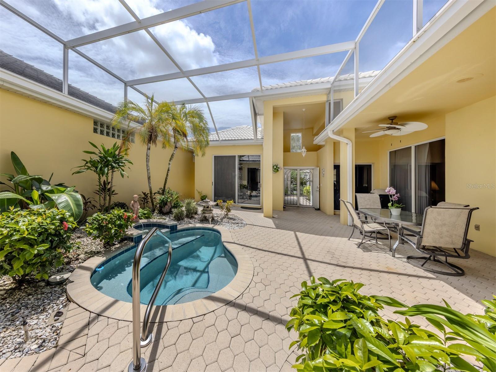 VENICE GOLF & COUNTRY CLUB UNIT 2-A - Residential