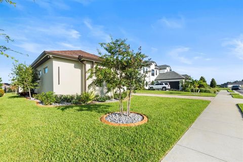 A home in AUBURNDALE