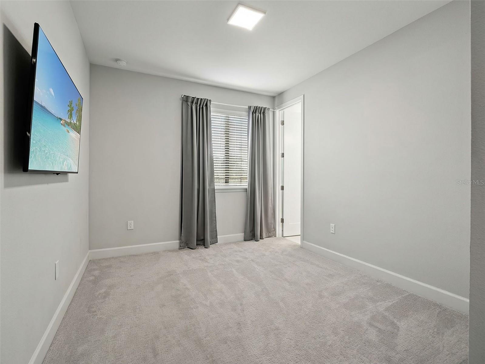 URBAN GREEN 12 - Residential