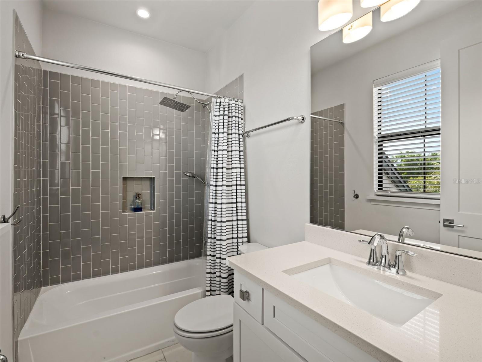 URBAN GREEN 12 - Residential