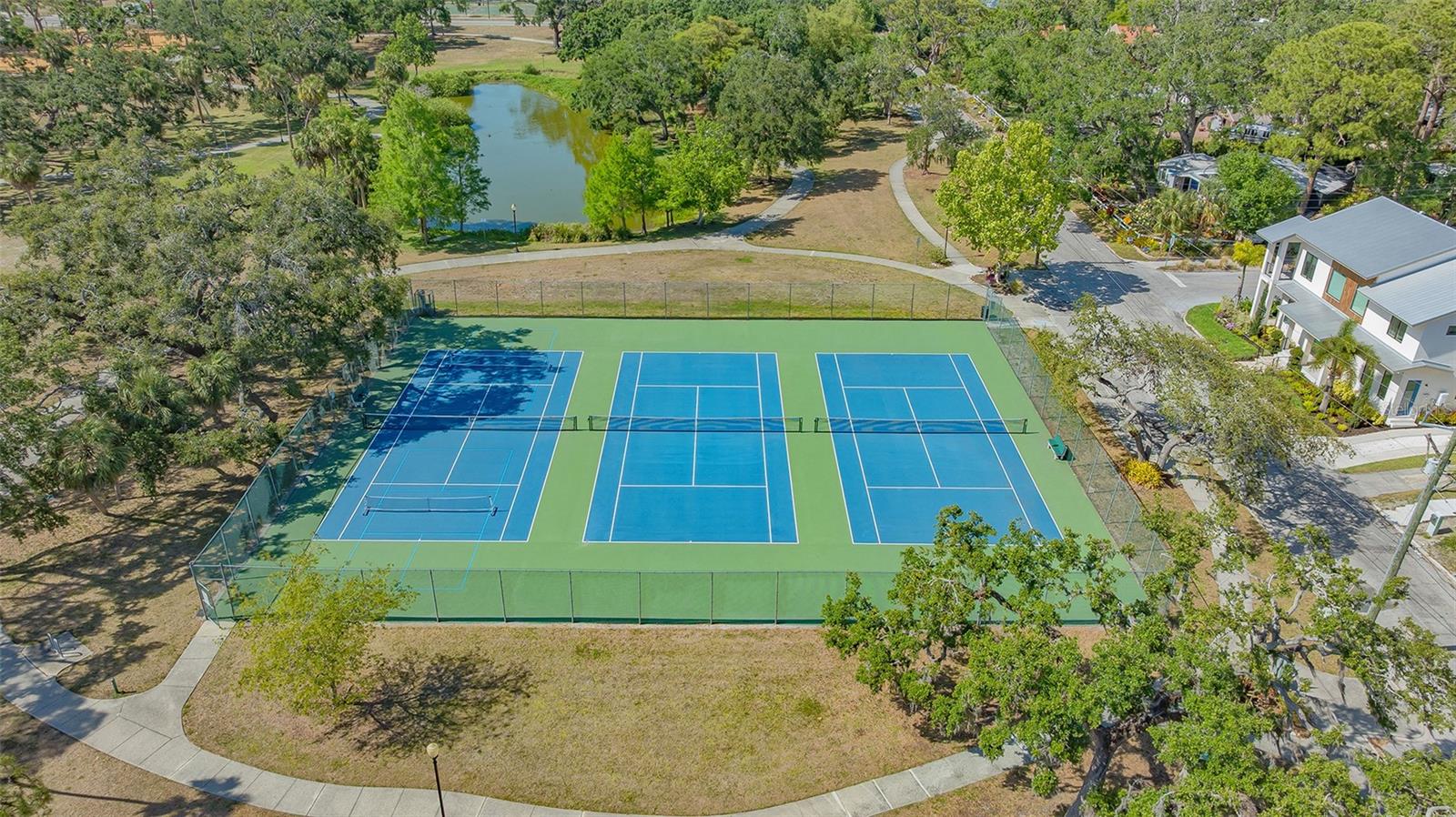 GILLESPIE PARK - Residential Income