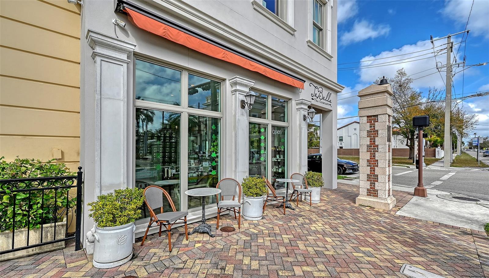 GILLESPIE PARK - Residential Income