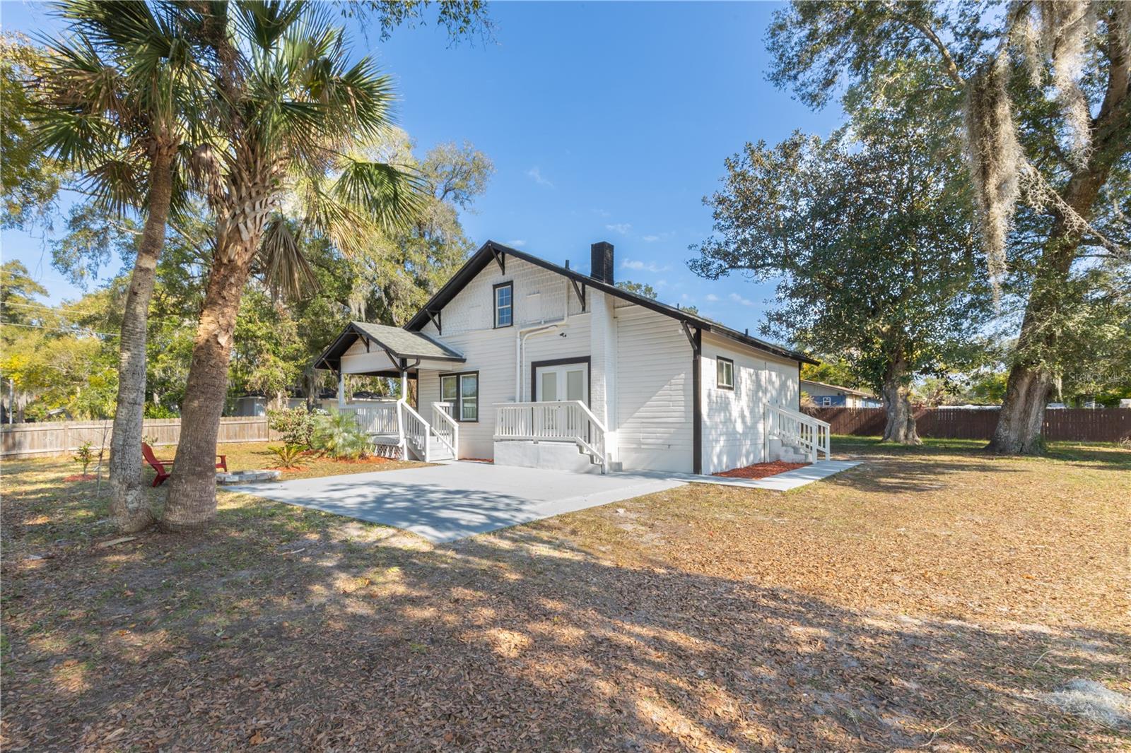 HOWRYS ADDITION TO DELAND - Residential