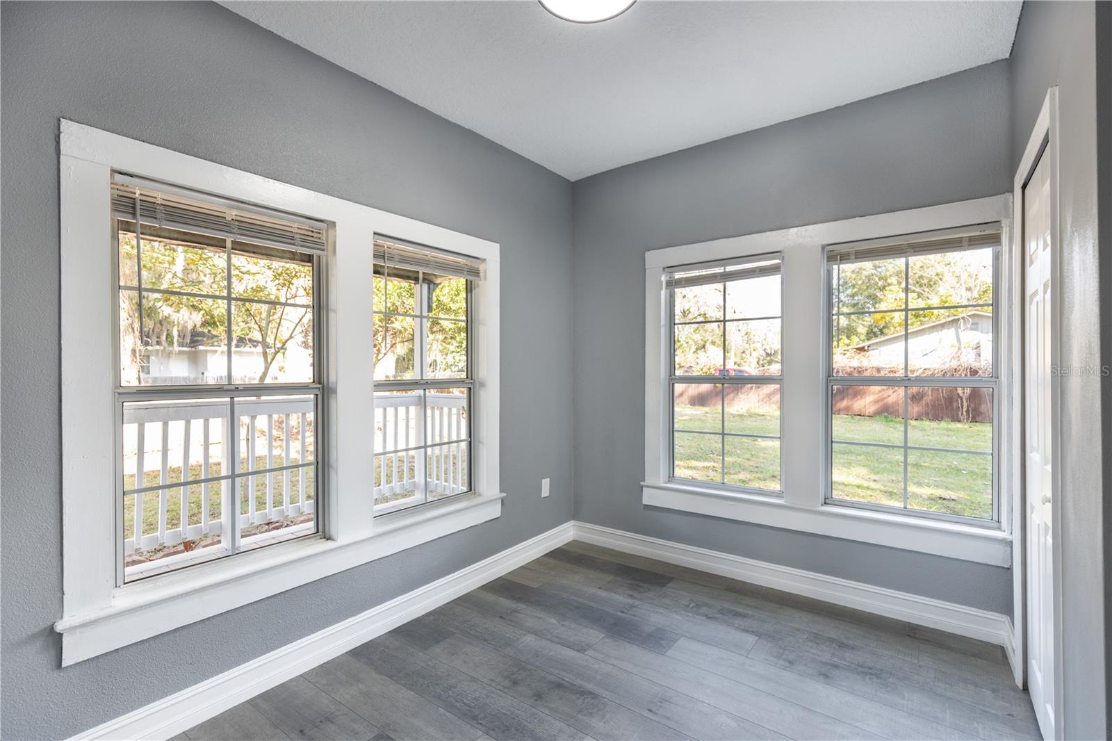 HOWRYS ADDITION TO DELAND - Residential