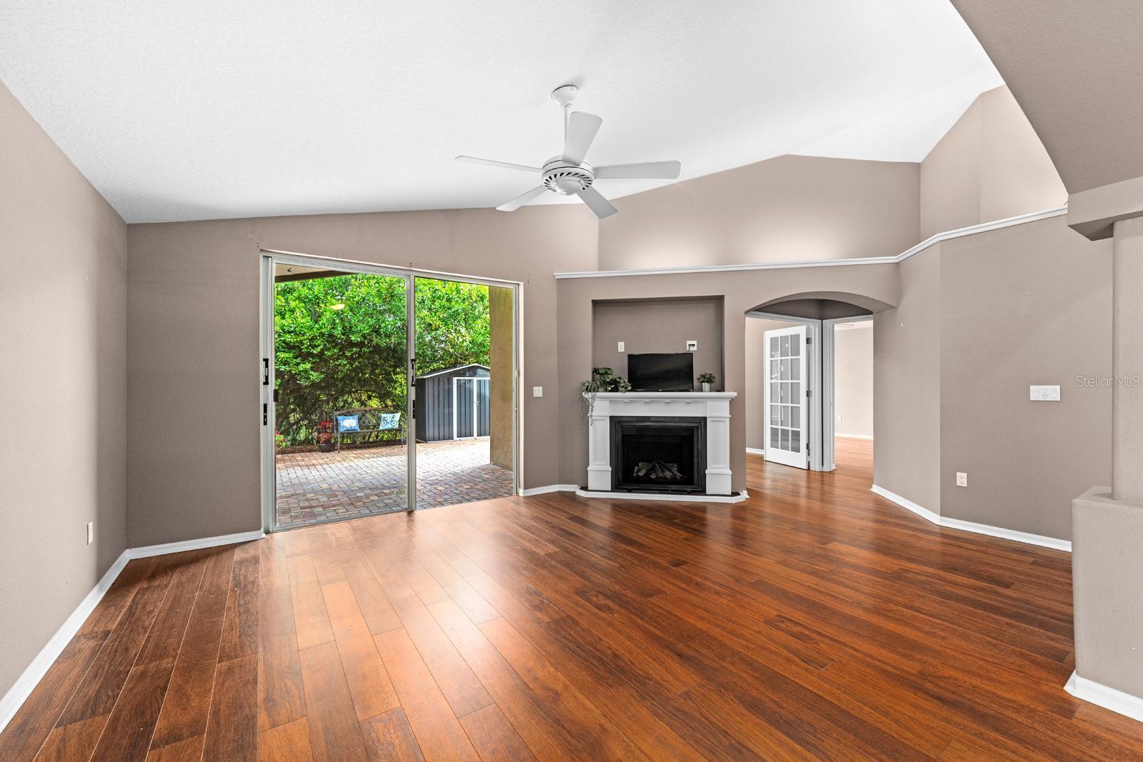 BLOOMINGDALE SEC LL UNIT 1 - Residential