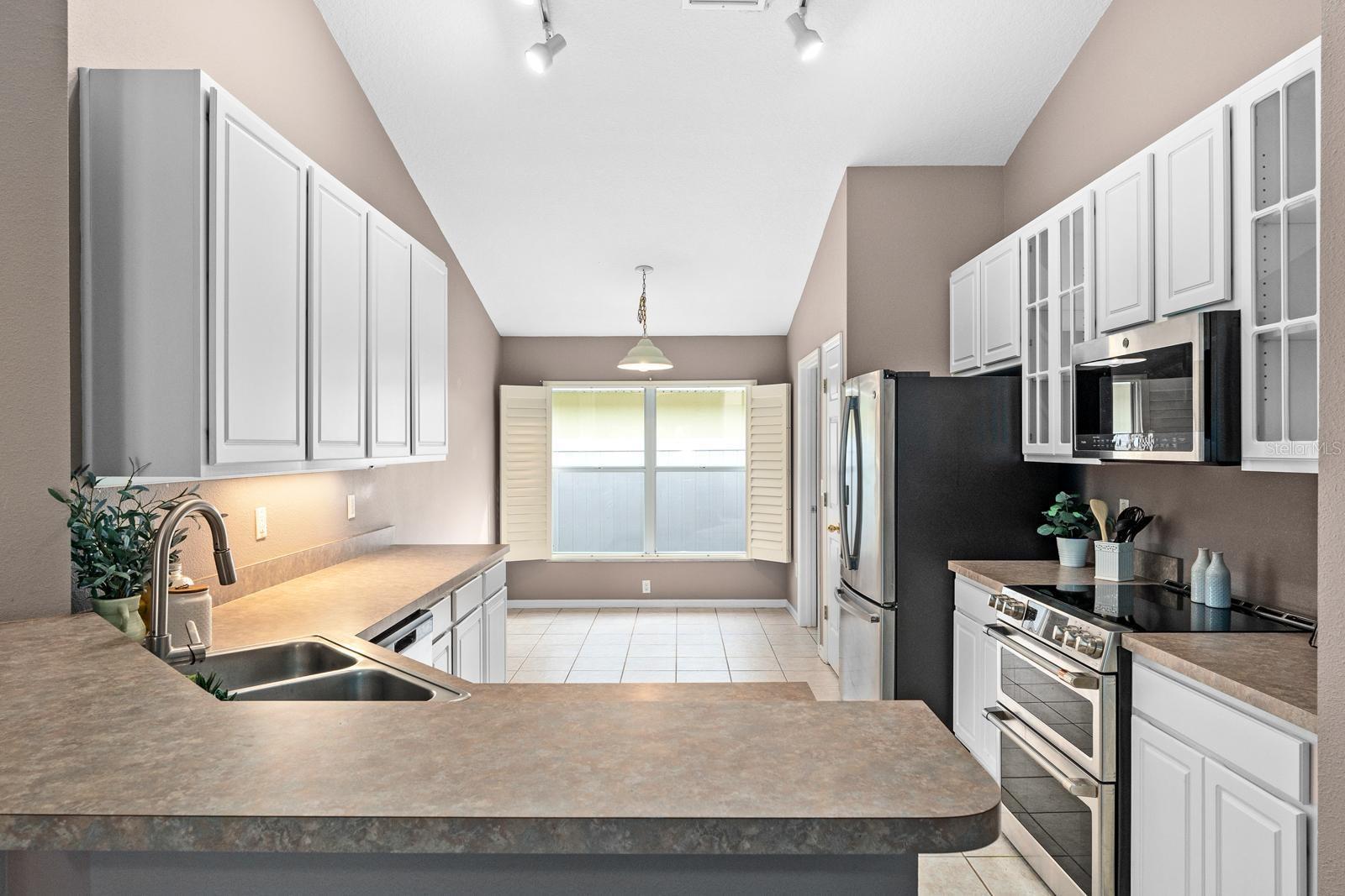 BLOOMINGDALE SEC LL UNIT 1 - Residential