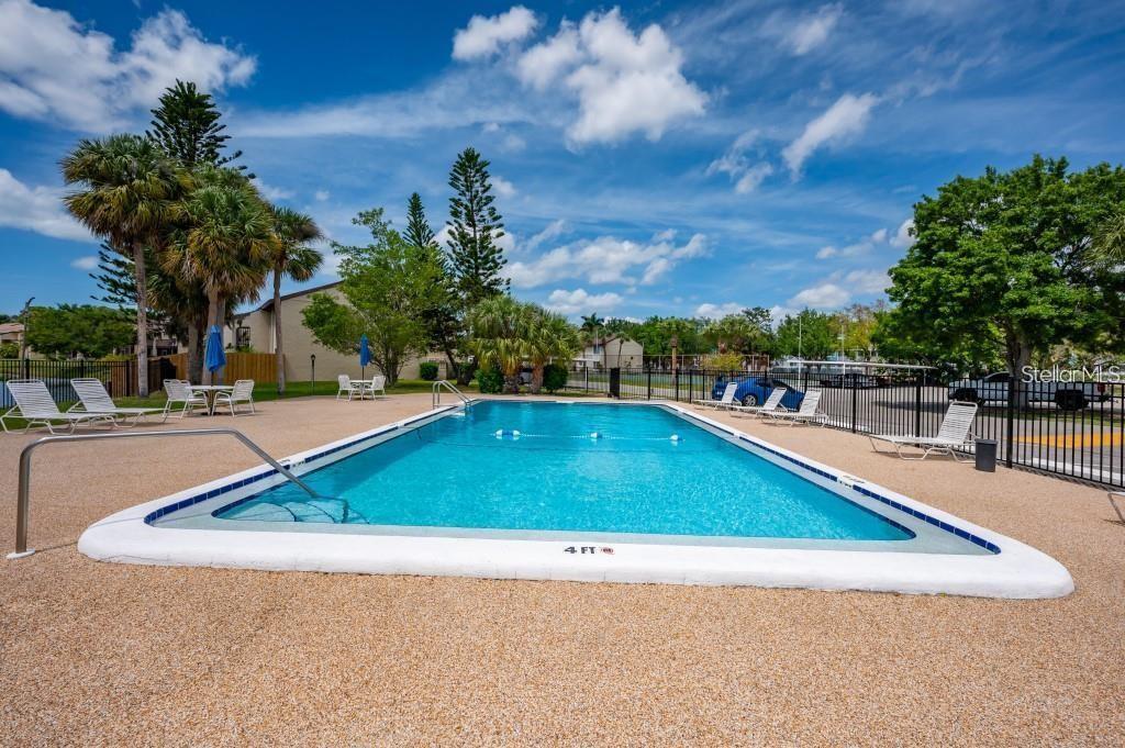 HIDDEN LAKE VILLAGE - Residential Lease