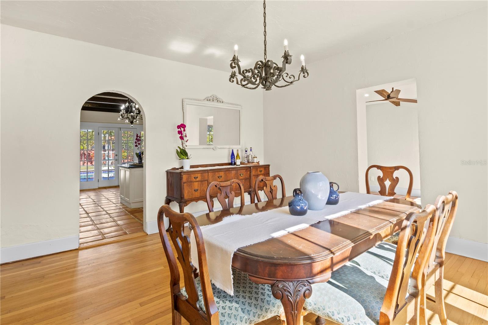 PALMA SOLA PARK - Residential