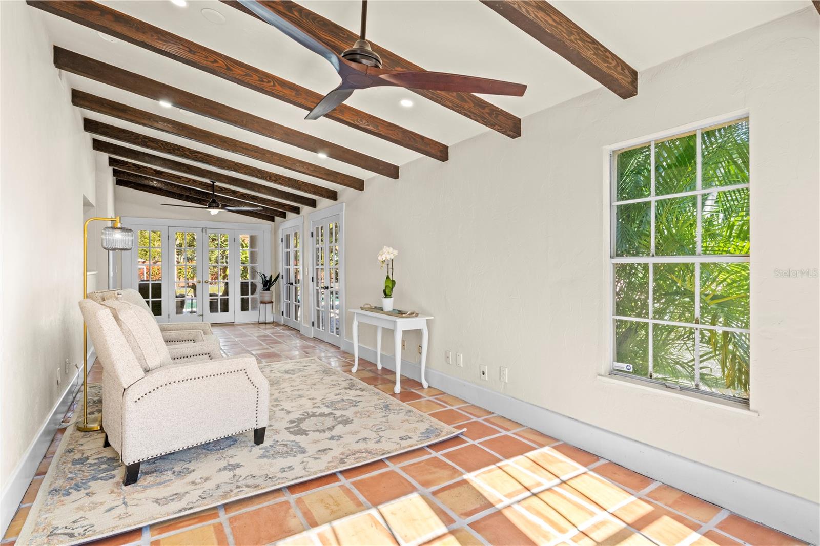 PALMA SOLA PARK - Residential