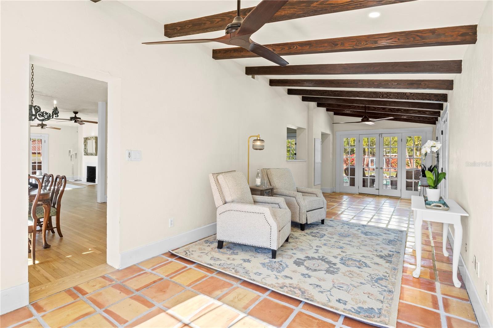 PALMA SOLA PARK - Residential