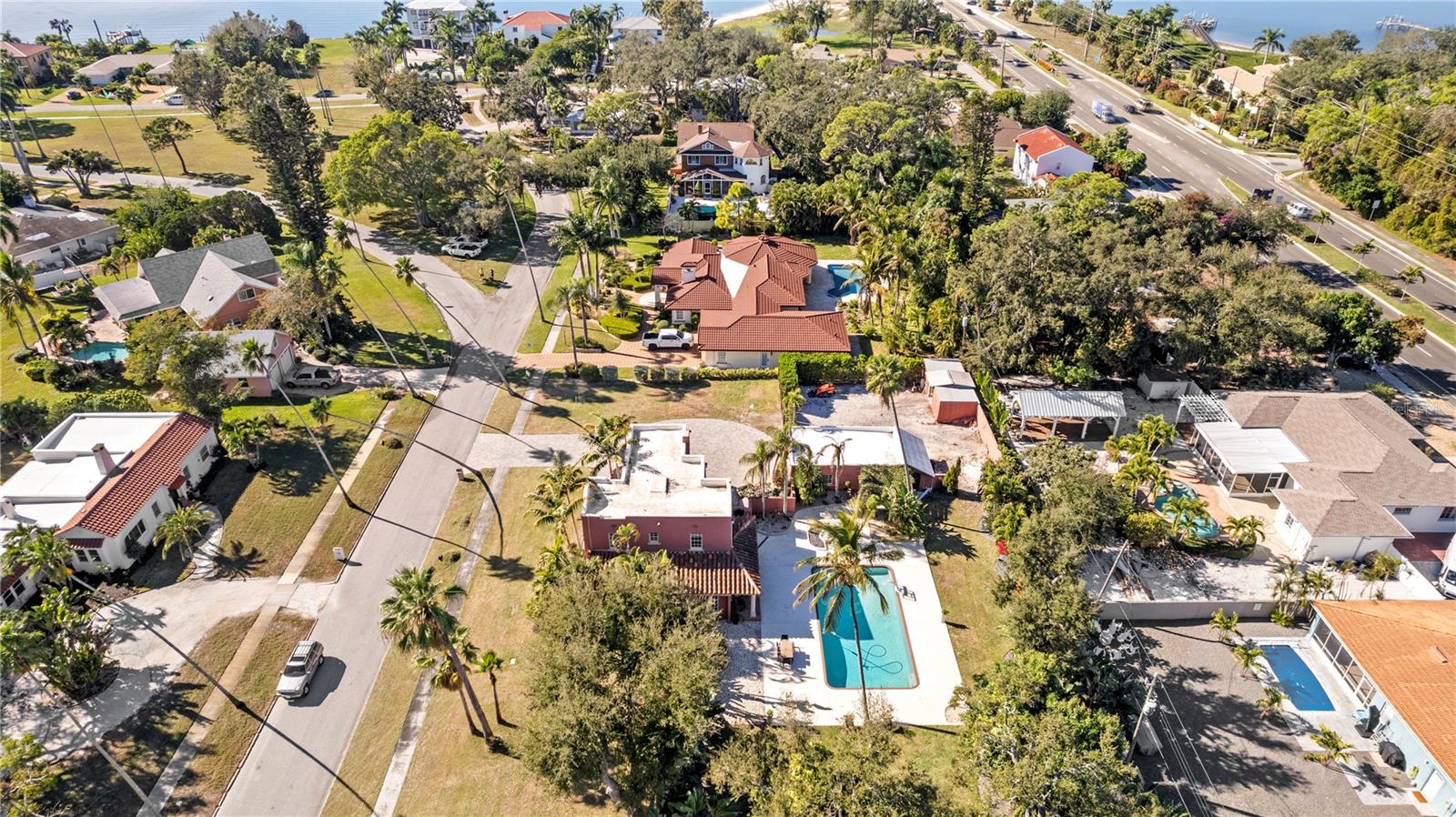 PALMA SOLA PARK - Residential