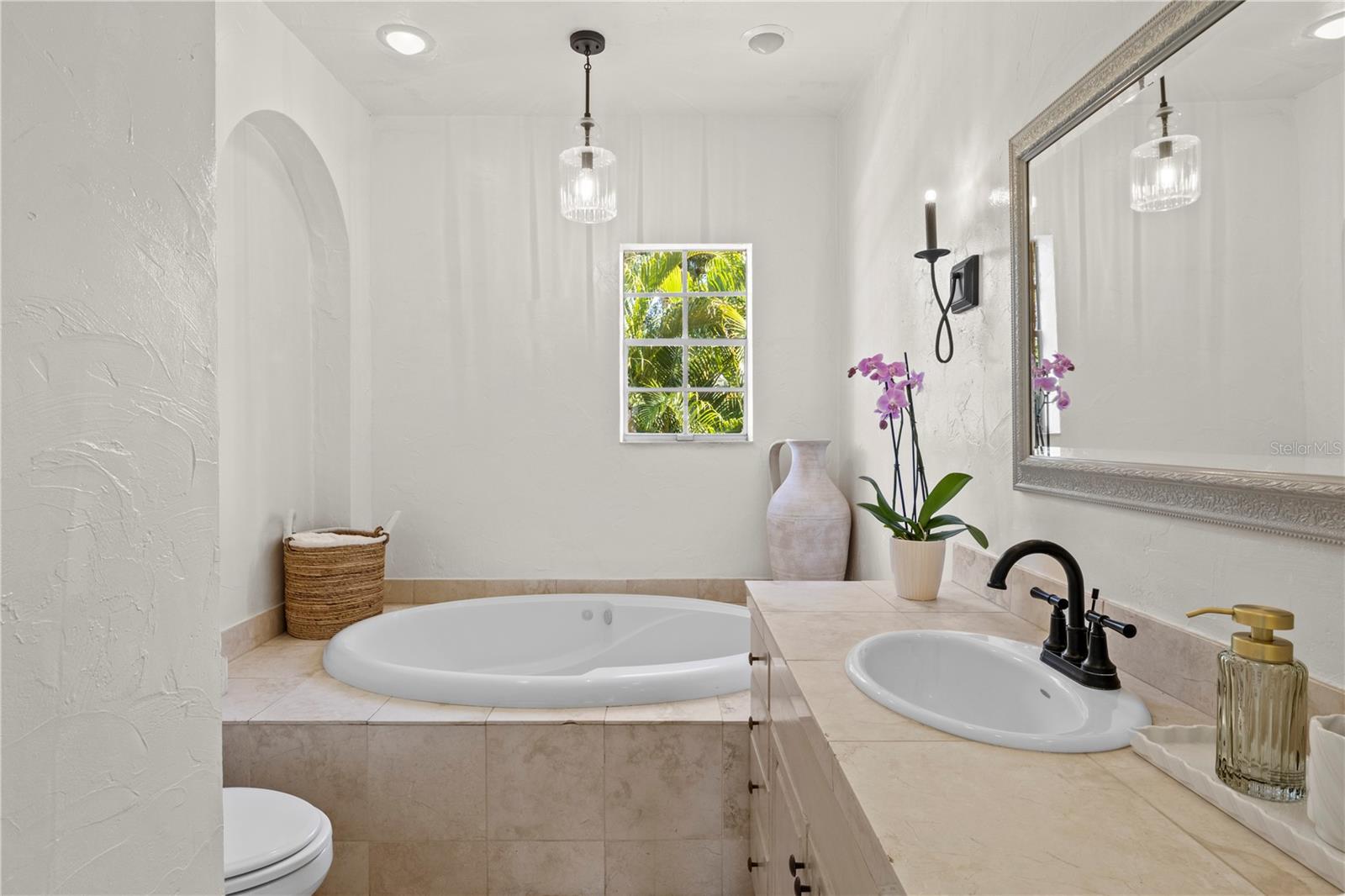 PALMA SOLA PARK - Residential