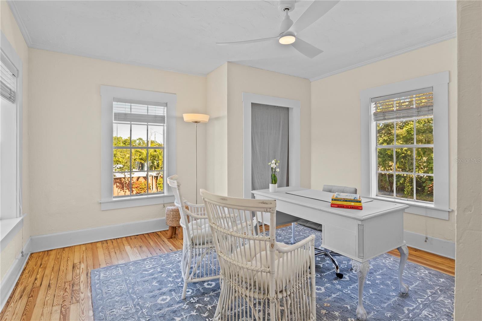 PALMA SOLA PARK - Residential