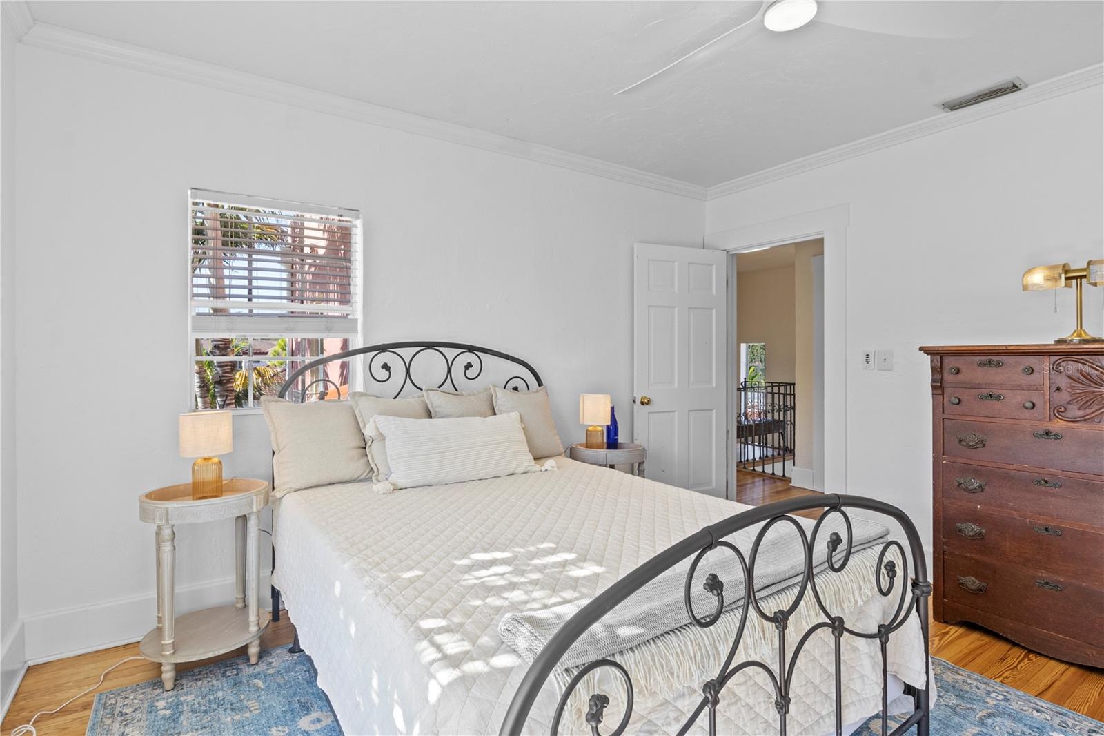 PALMA SOLA PARK - Residential