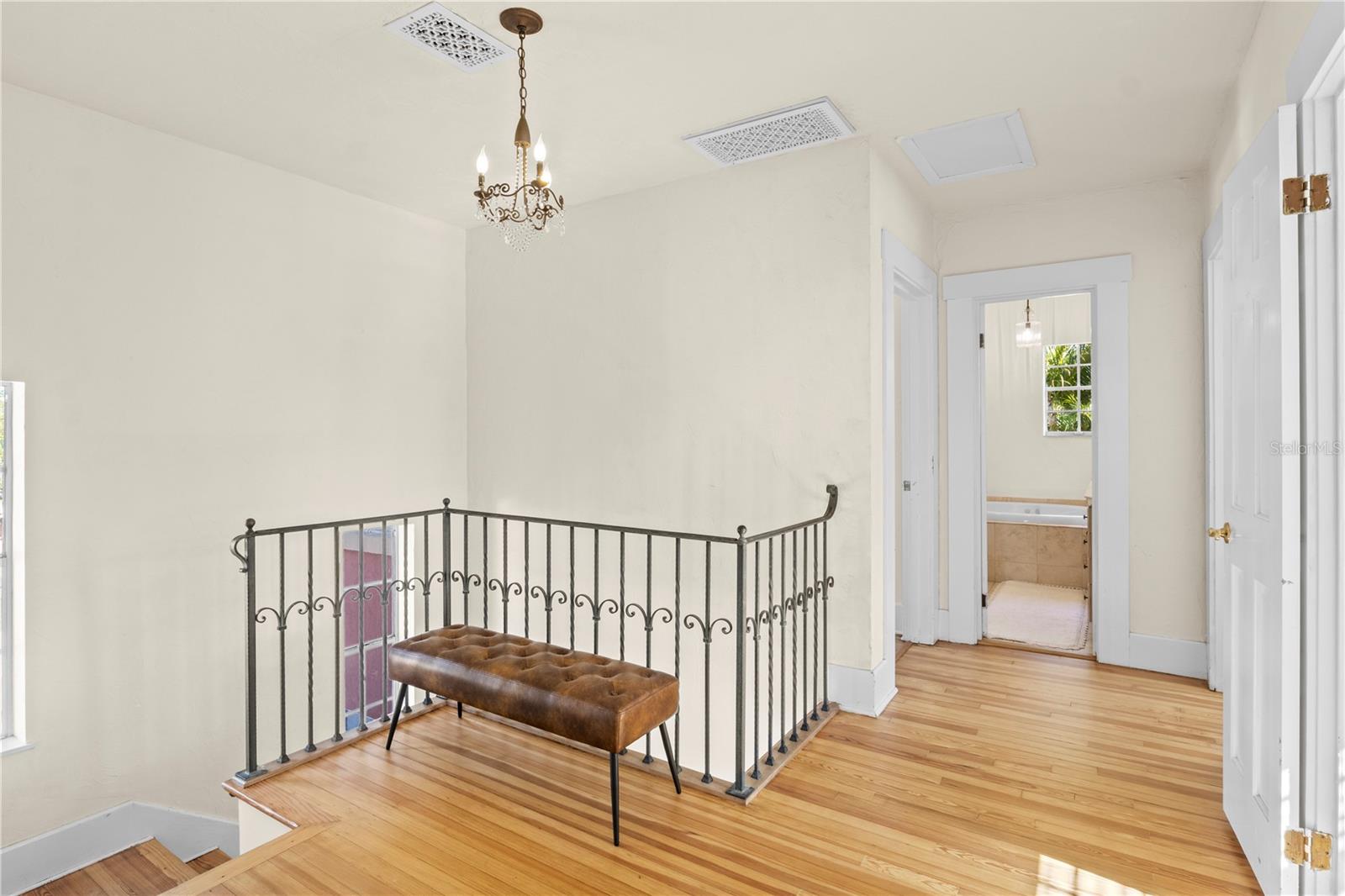 PALMA SOLA PARK - Residential