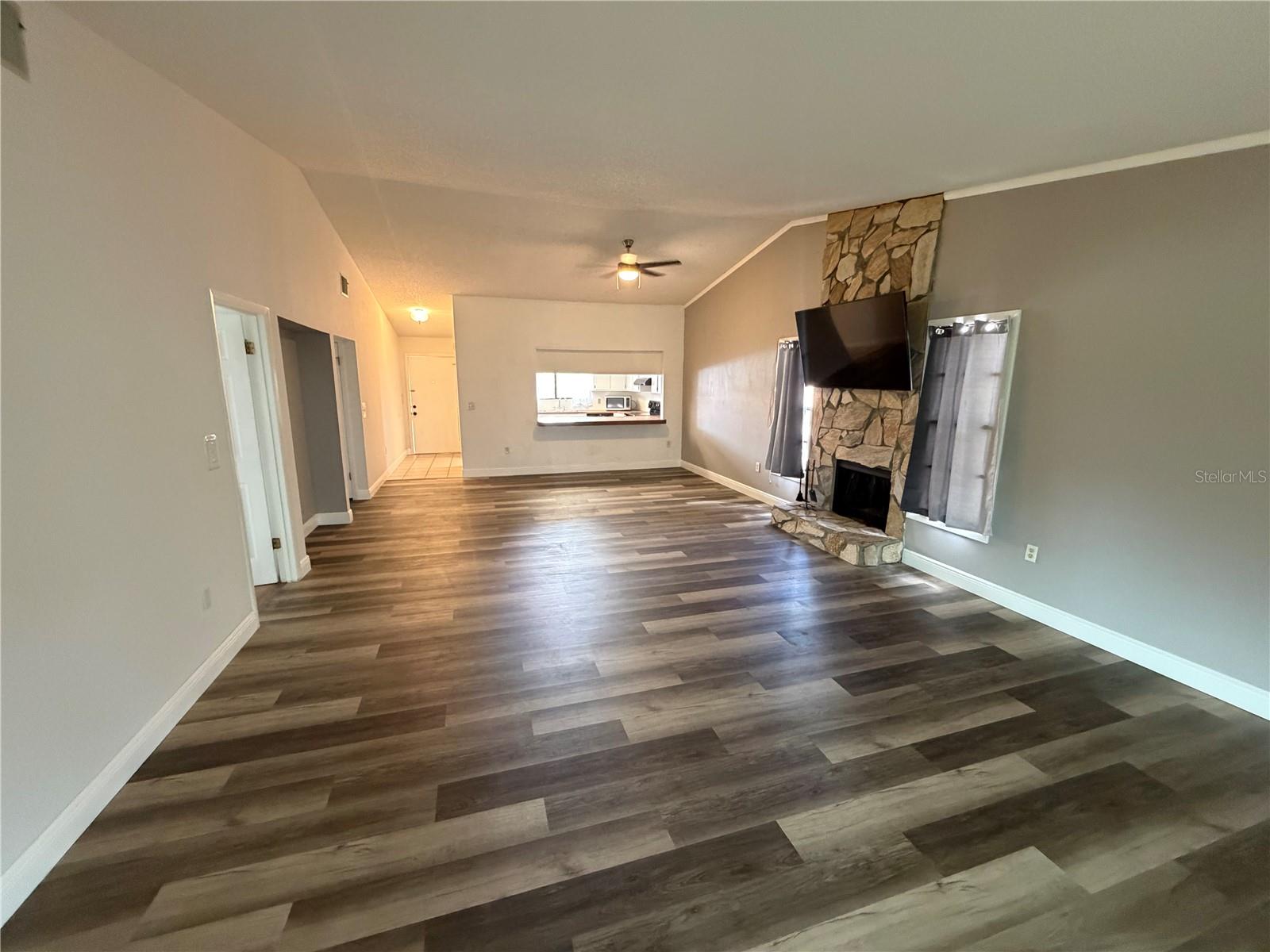 EAGLES POINT CONDO - Residential